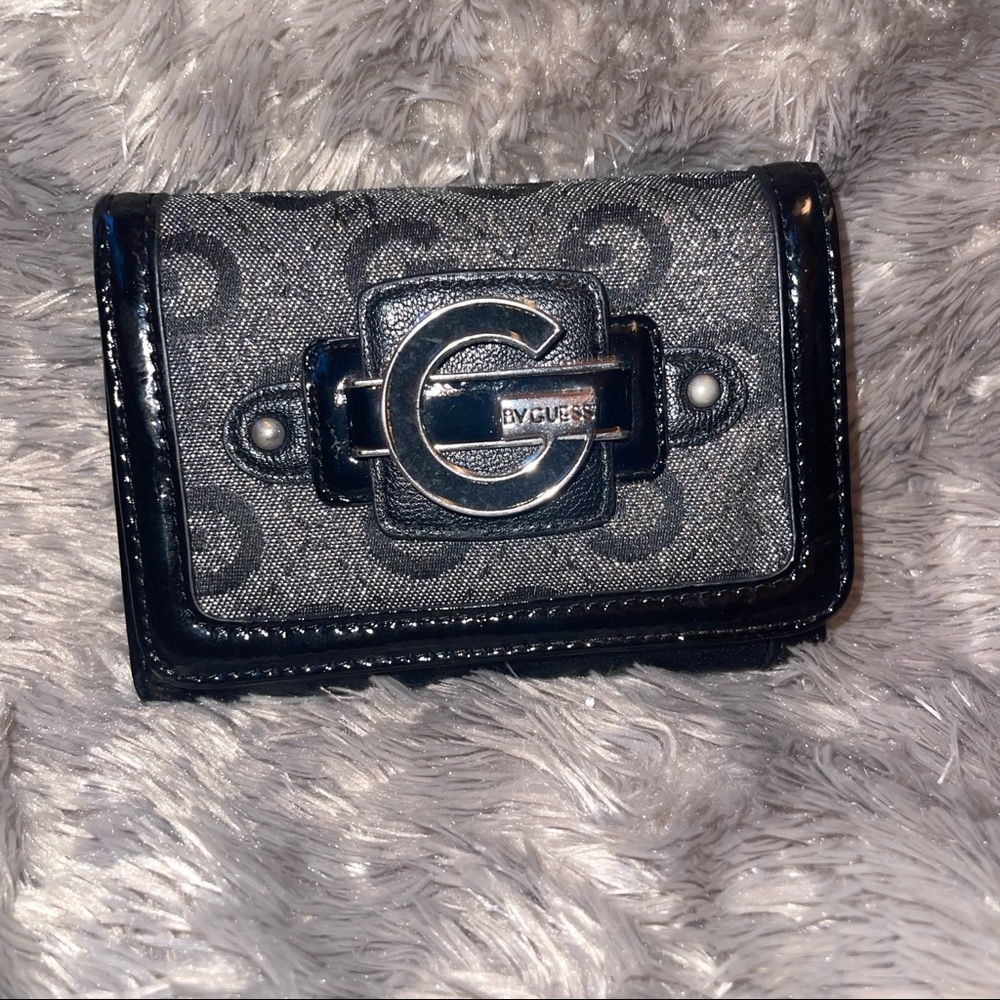 G by Guess Small trifold wallet